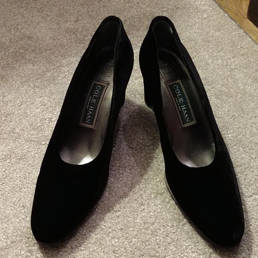 Cole Haan velvet pumps